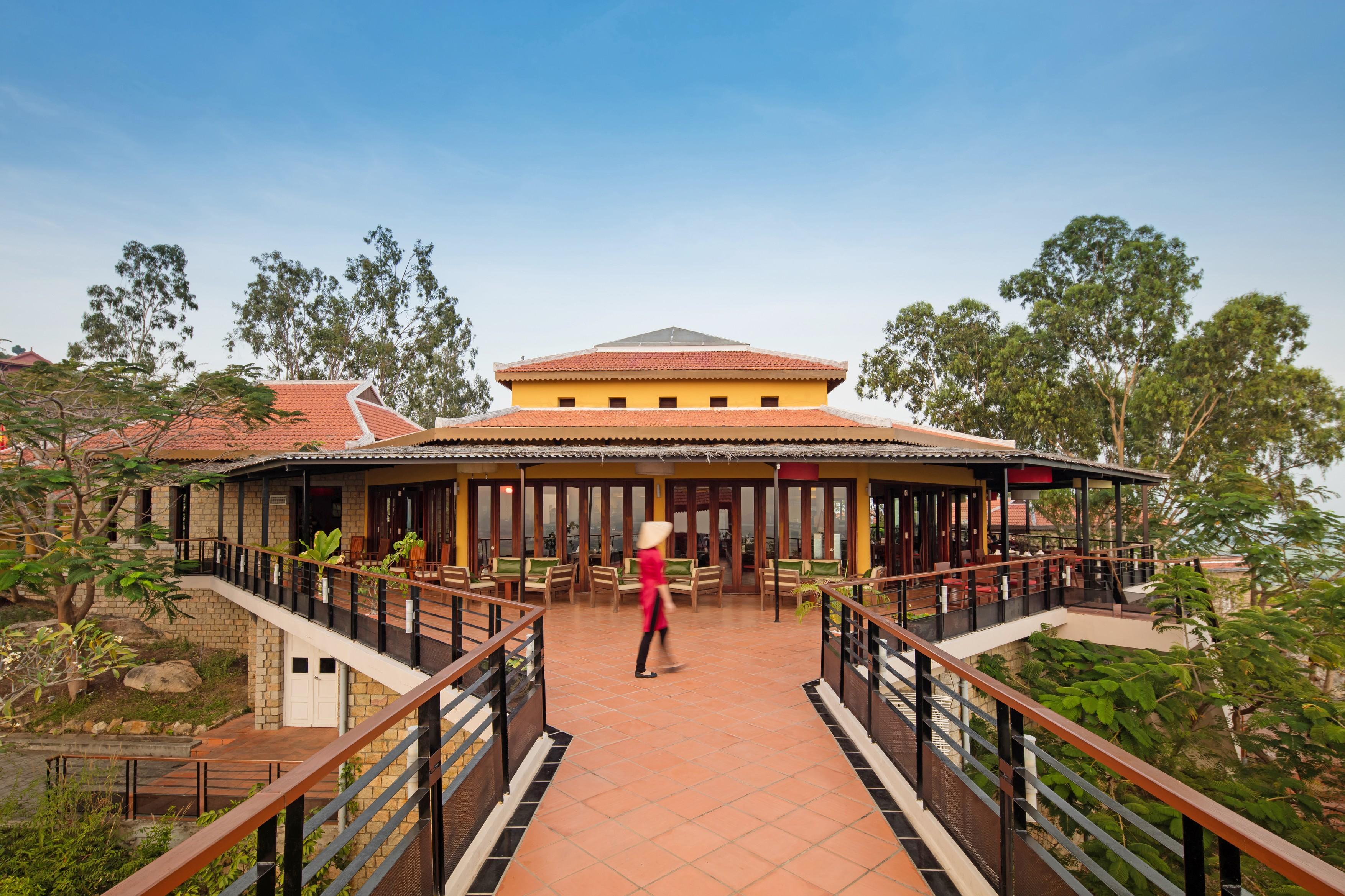 Victoria Nui Sam Lodge Chau Doc Exterior photo